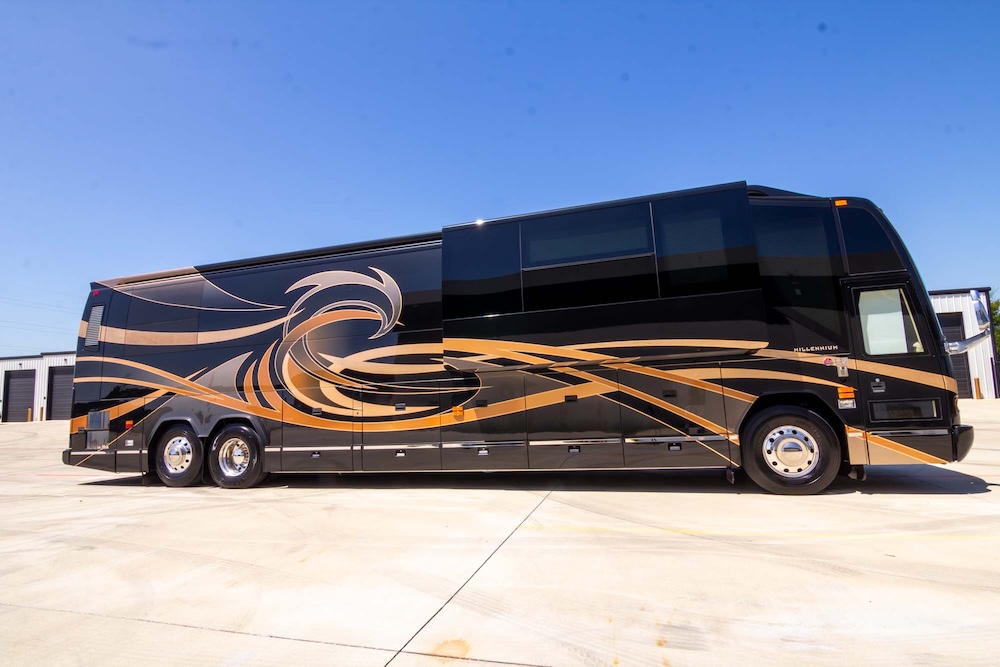 2010 Prevost Millennium H3-45 For Sale