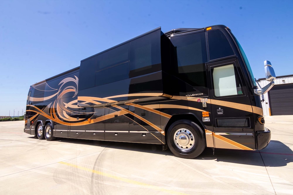 2010 Prevost Millennium H3-45 For Sale