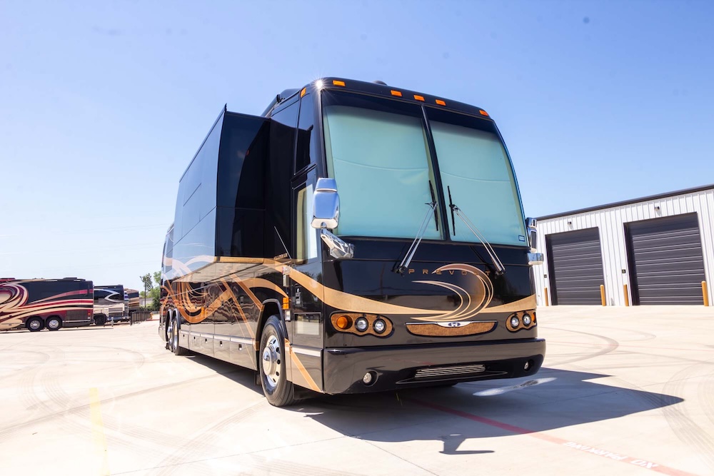 2010 Prevost Millennium H3-45 For Sale
