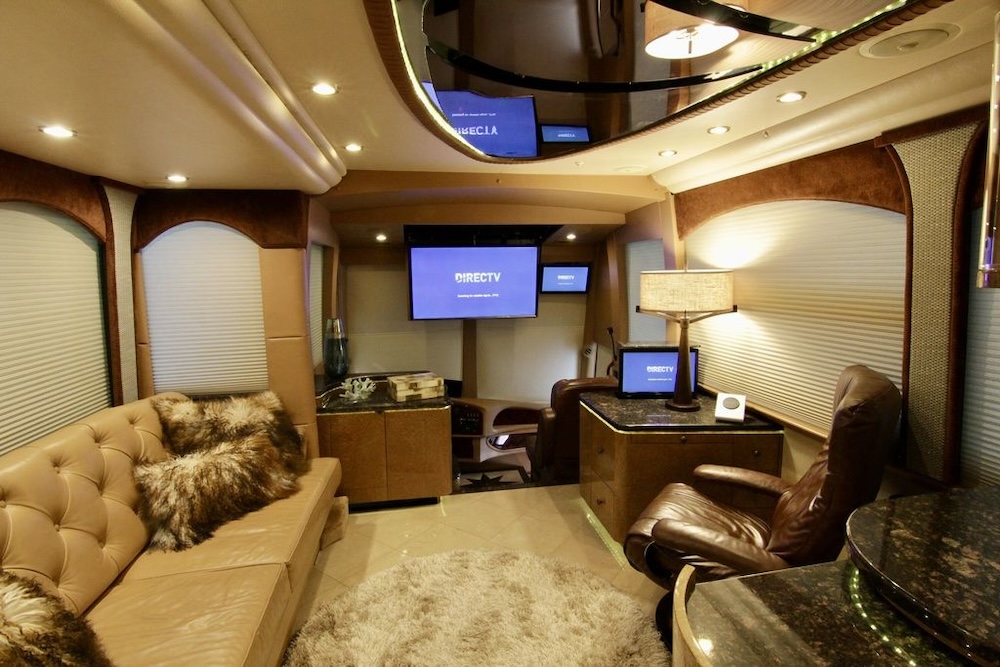 2010 Prevost Millennium H3-45 For Sale