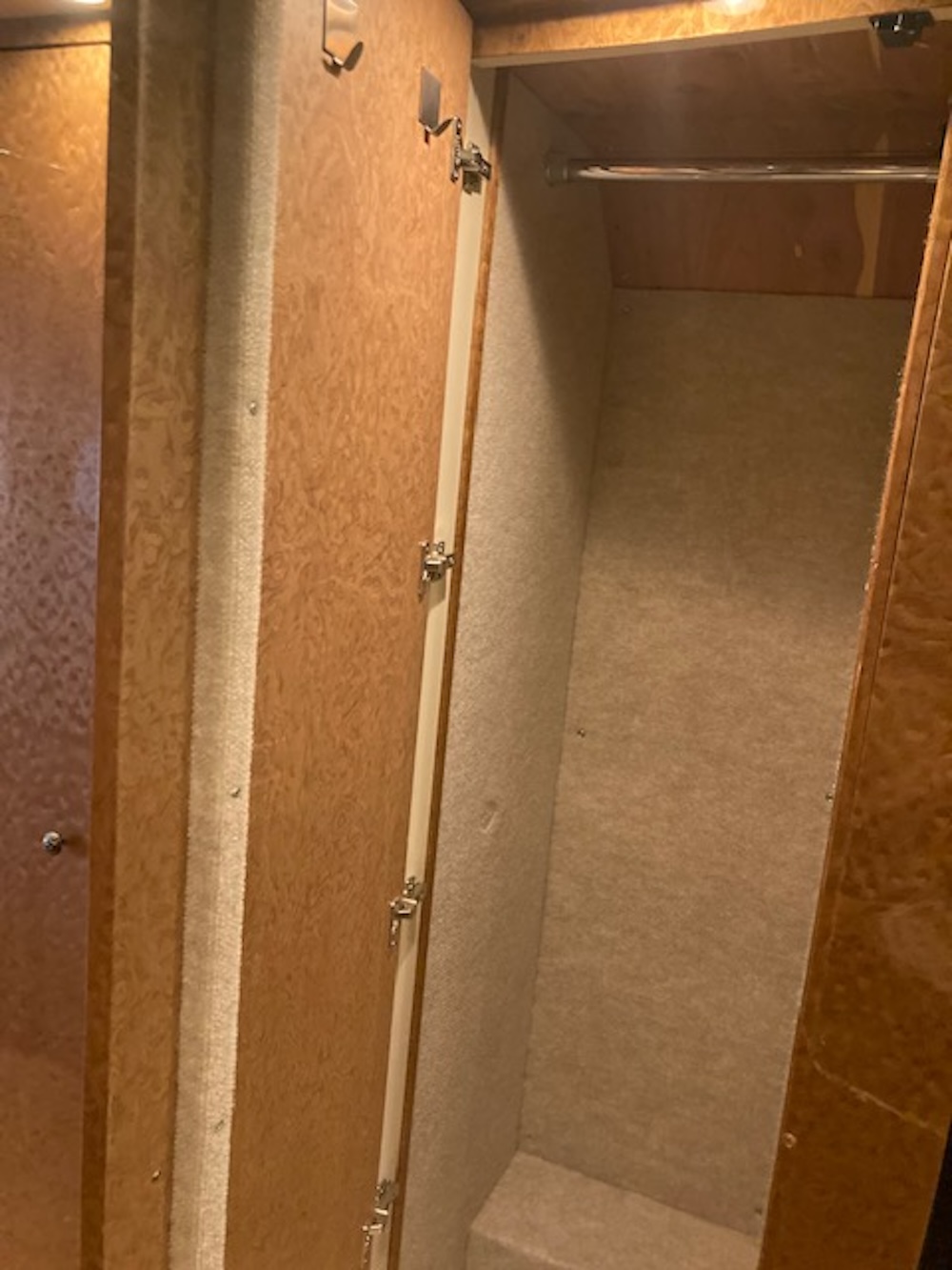 2010 Prevost Millennium H3-45 For Sale