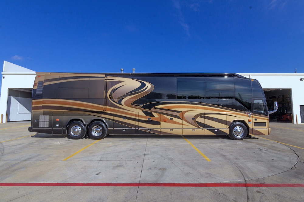 2010 Prevost Millennium H3-45 For Sale