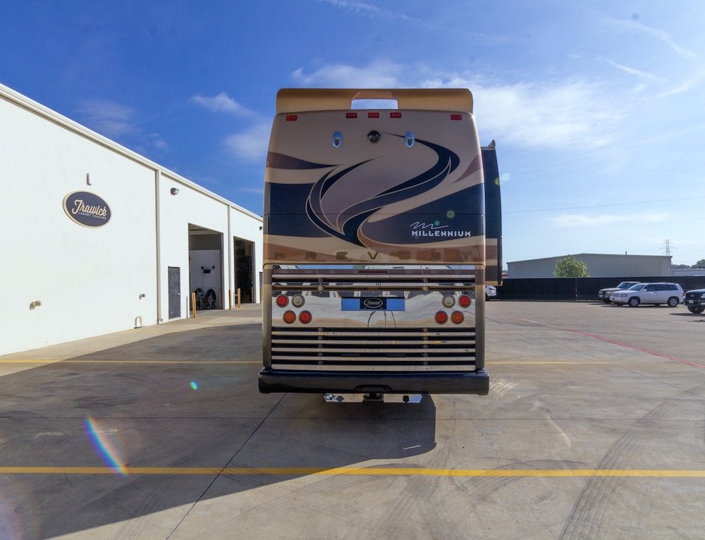 2010 Prevost Millennium H3-45 For Sale