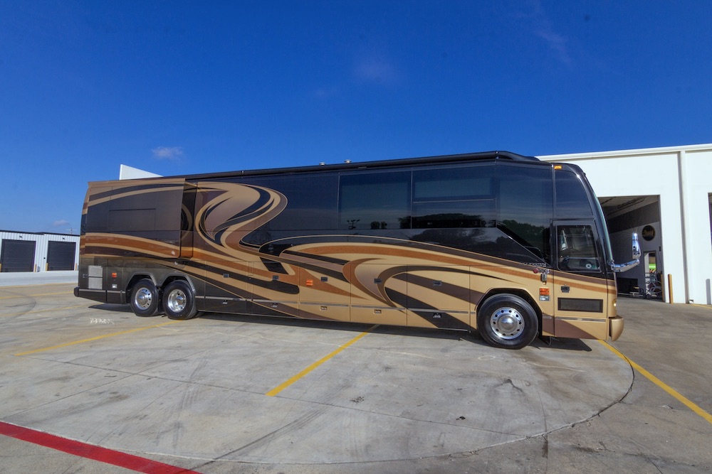 2010 Prevost Millennium H3-45 For Sale