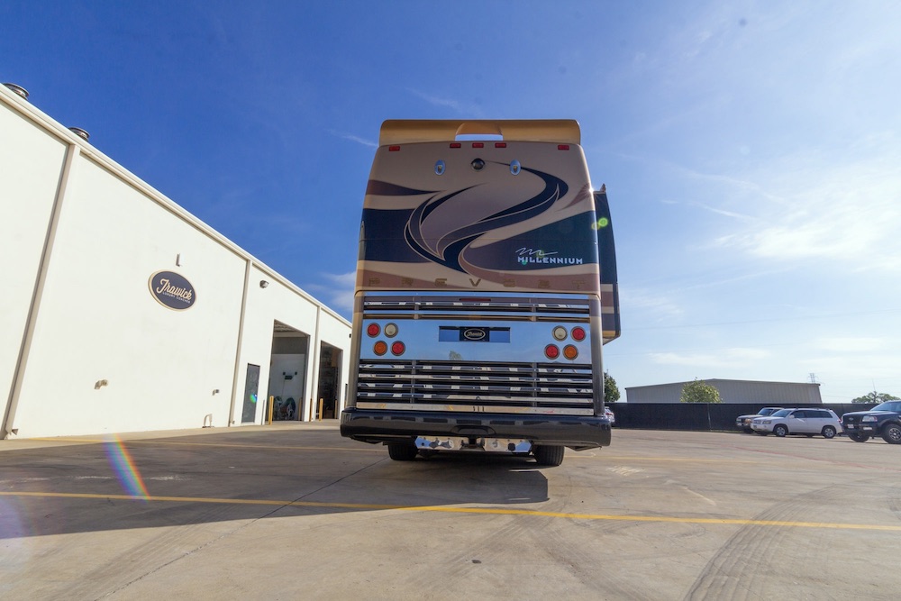 2010 Prevost Millennium H3-45 For Sale