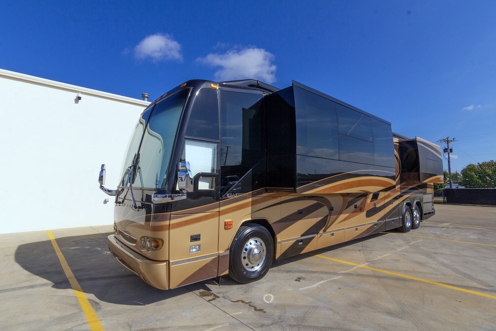 2010 Prevost Millennium H3-45 For Sale