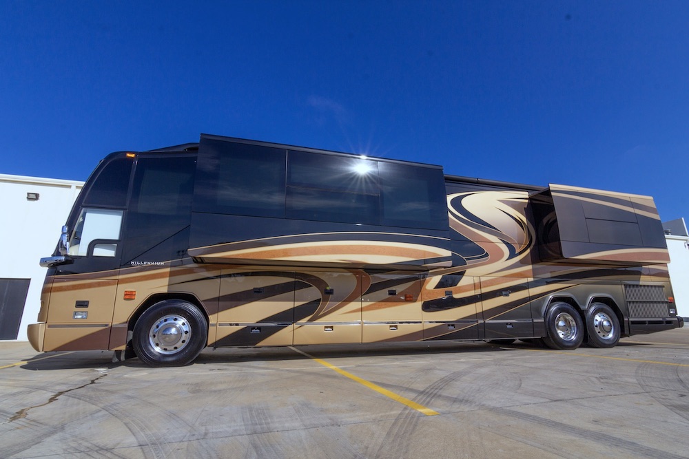 2010 Prevost Millennium H3-45 For Sale