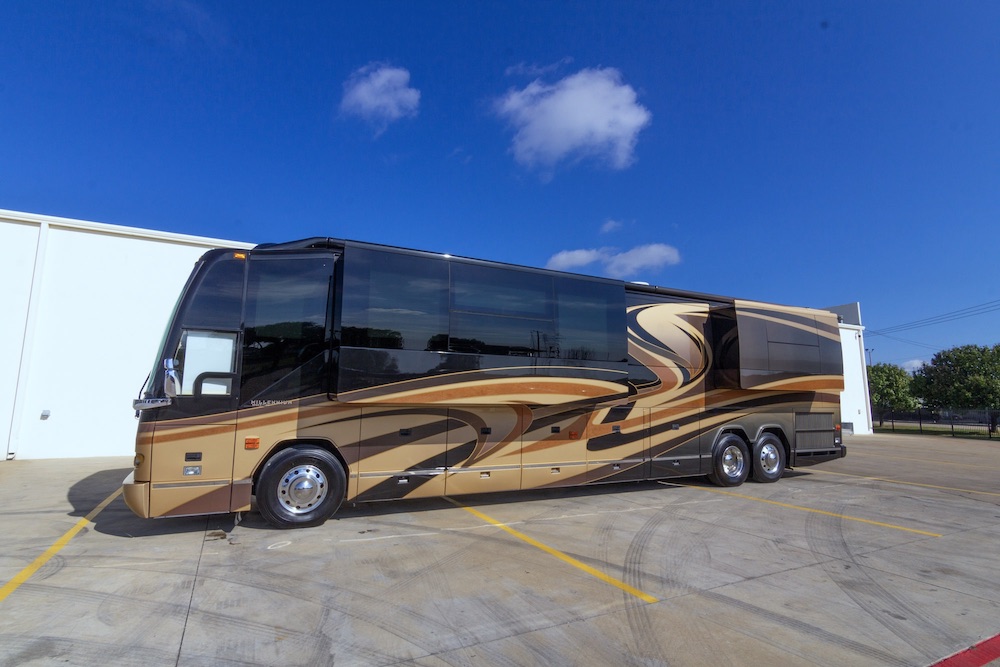 2010 Prevost Millennium H3-45 For Sale