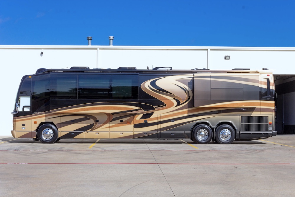 2010 Prevost Millennium H3-45 For Sale