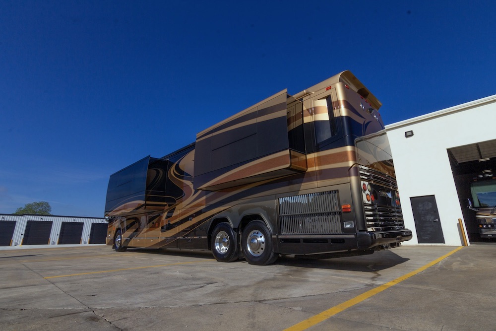 2010 Prevost Millennium H3-45 For Sale