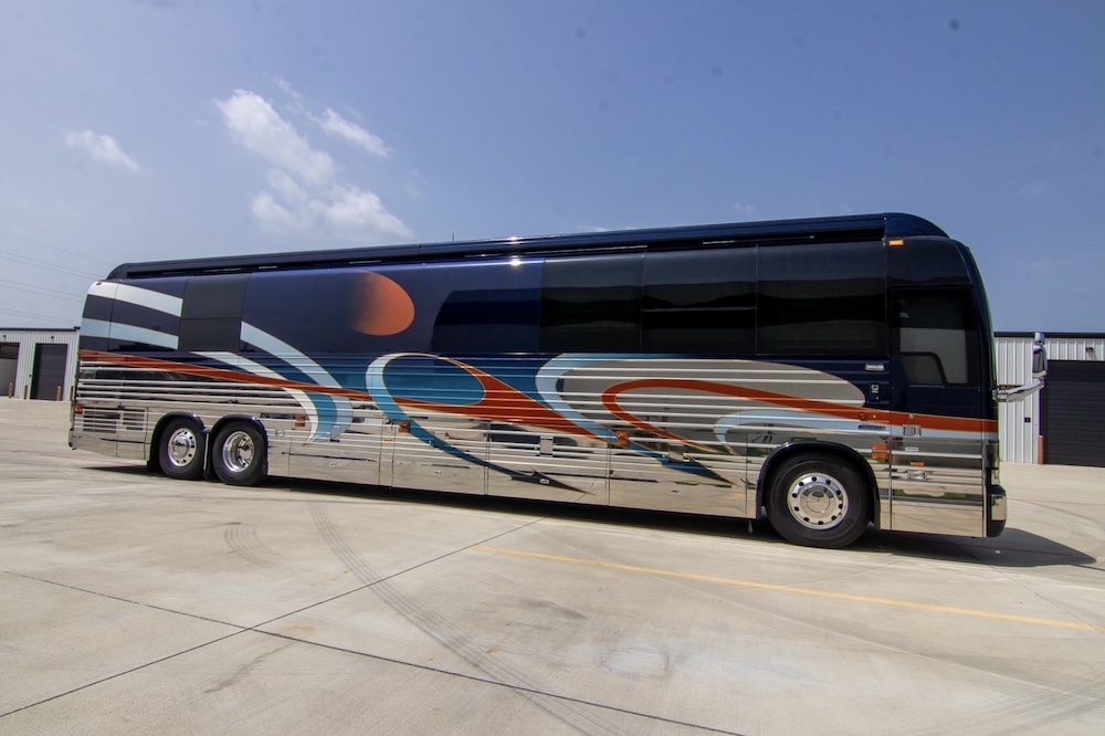 2010 Prevost Parliament XLII For Sale