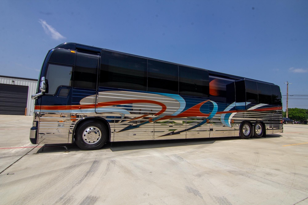 2010 Prevost Parliament XLII For Sale