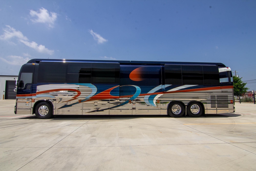 2010 Prevost Parliament XLII For Sale