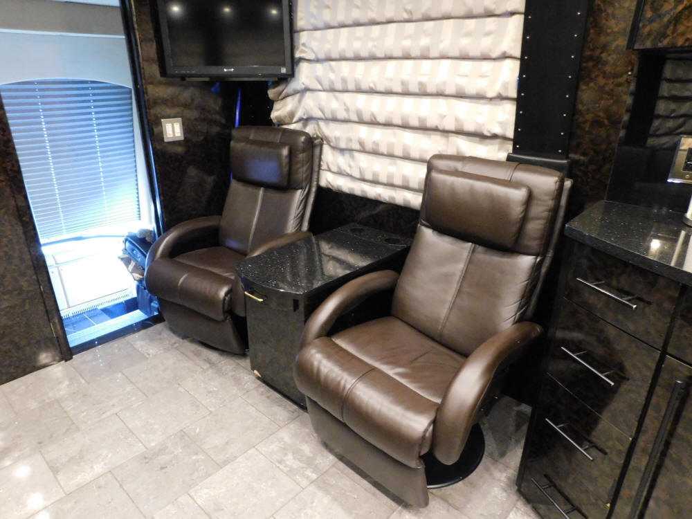 2010 Prevost  H3-45 For Sale