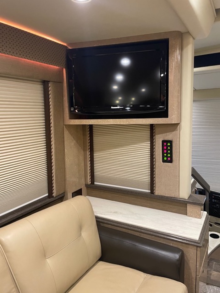 2011 Prevost  H3-45 For Sale