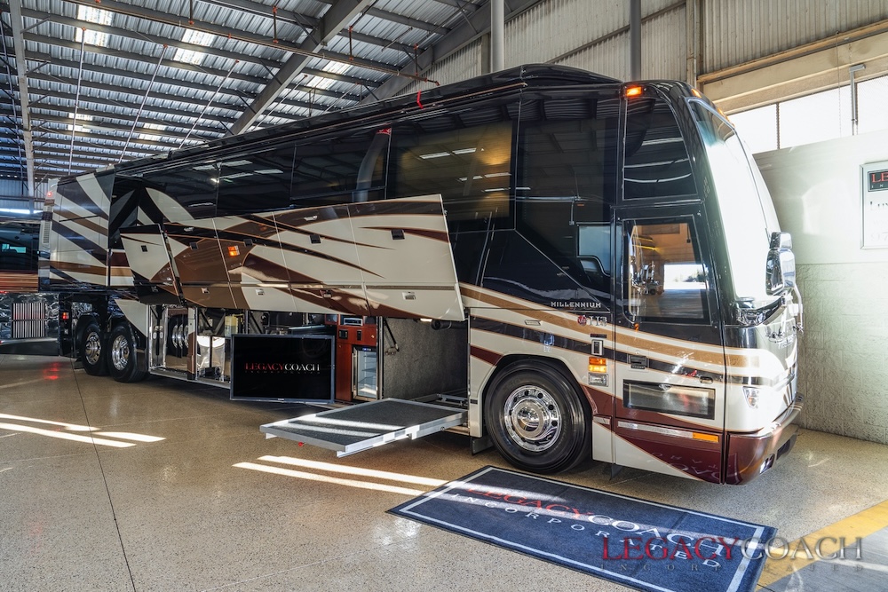 2011 Prevost Millennium H3-45 For Sale