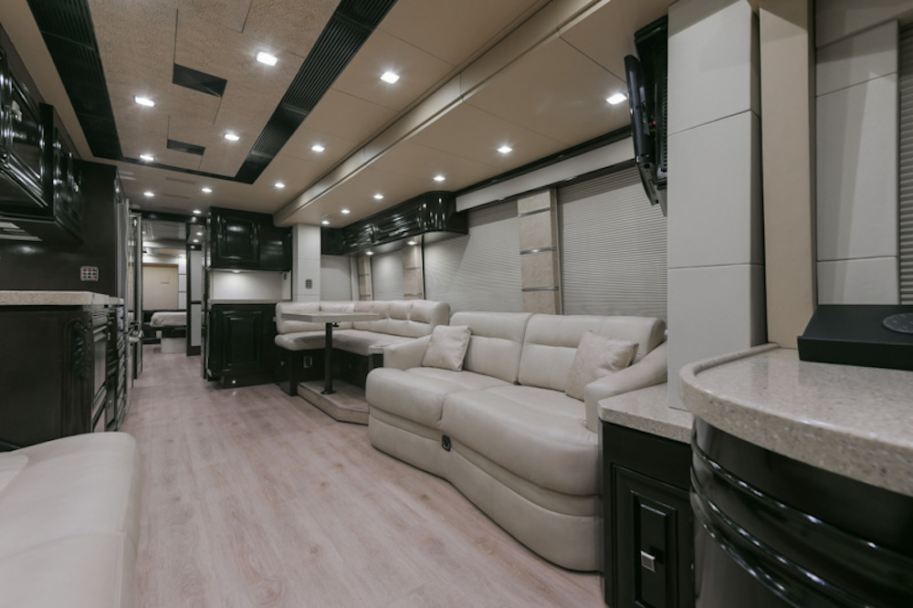 2011 Prevost Outlaw H3-45 For Sale