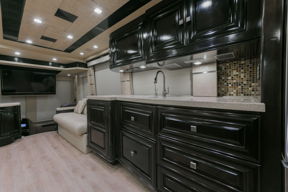 2011 Prevost Outlaw H3-45 For Sale
