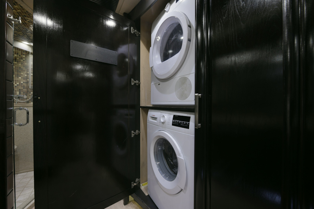 2011 Prevost Outlaw H3-45 For Sale