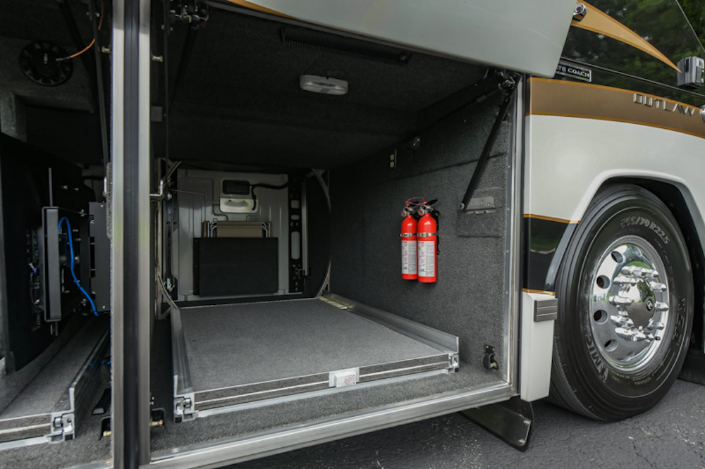 2011 Prevost Outlaw H3-45 For Sale