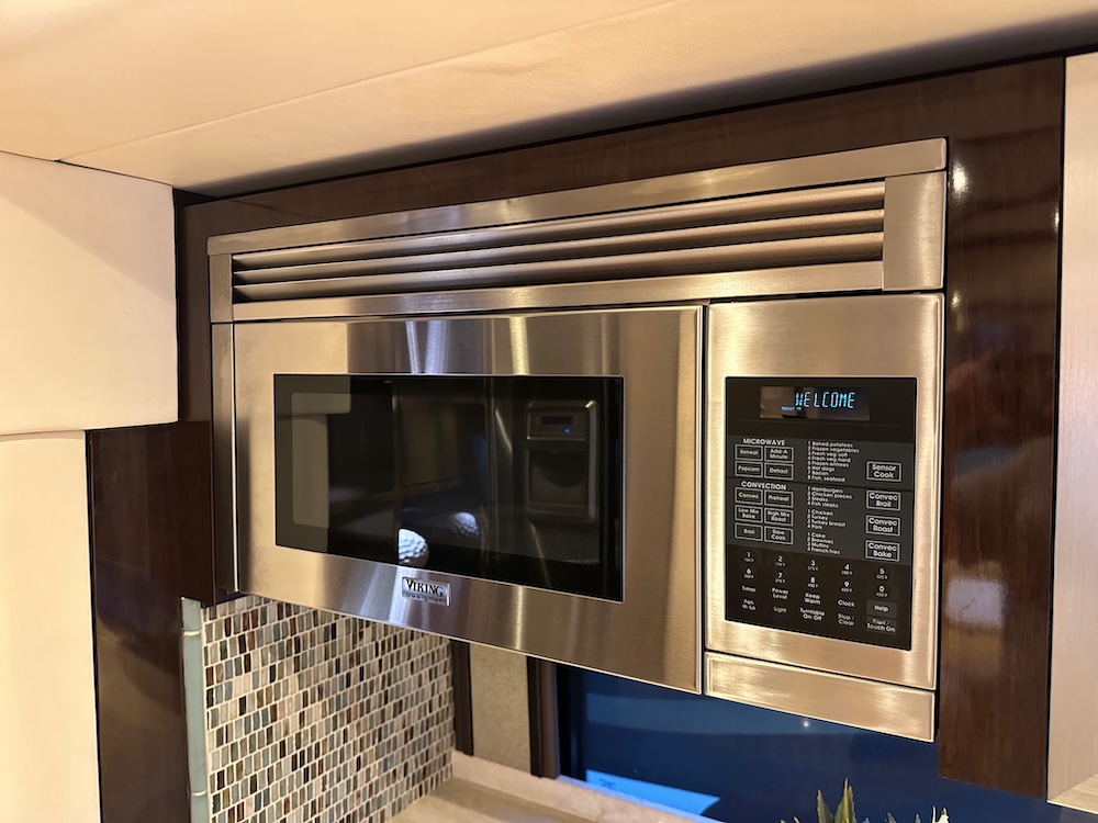 2012 Prevost Featherlite H3-45 For Sale