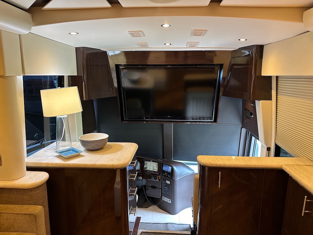 2012 Prevost Featherlite H3-45 For Sale