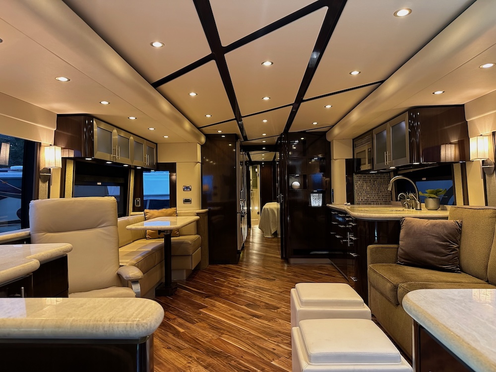 2012 Prevost Featherlite H3-45 For Sale