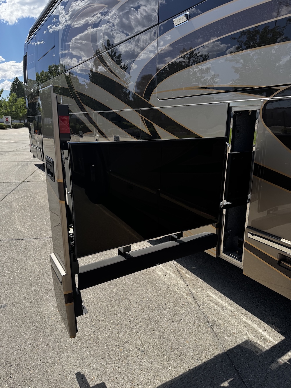 2013 Prevost Liberty  H3-45 For Sale