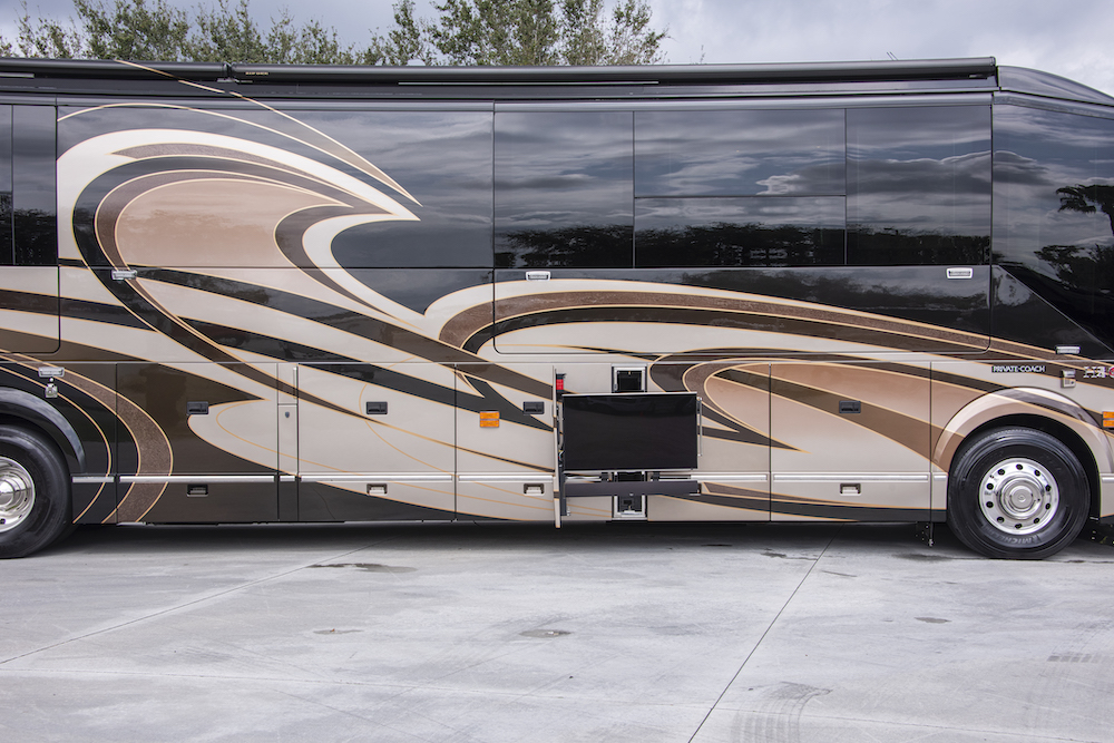 2013 Prevost Liberty H3-45 For Sale