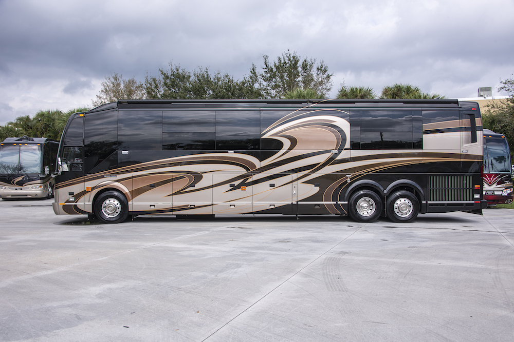 2013 Prevost Liberty H3-45 For Sale