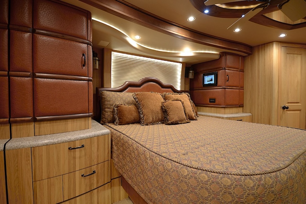 2013 Prevost Liberty H3-45 For Sale