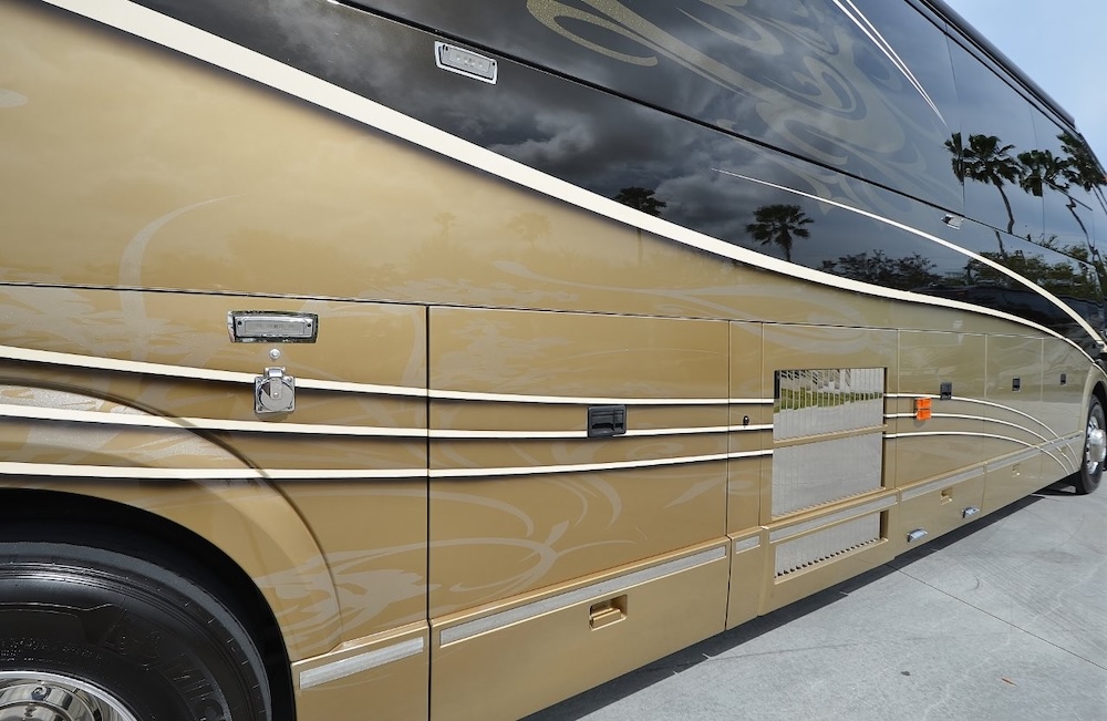2013 Prevost Liberty H3-45 For Sale