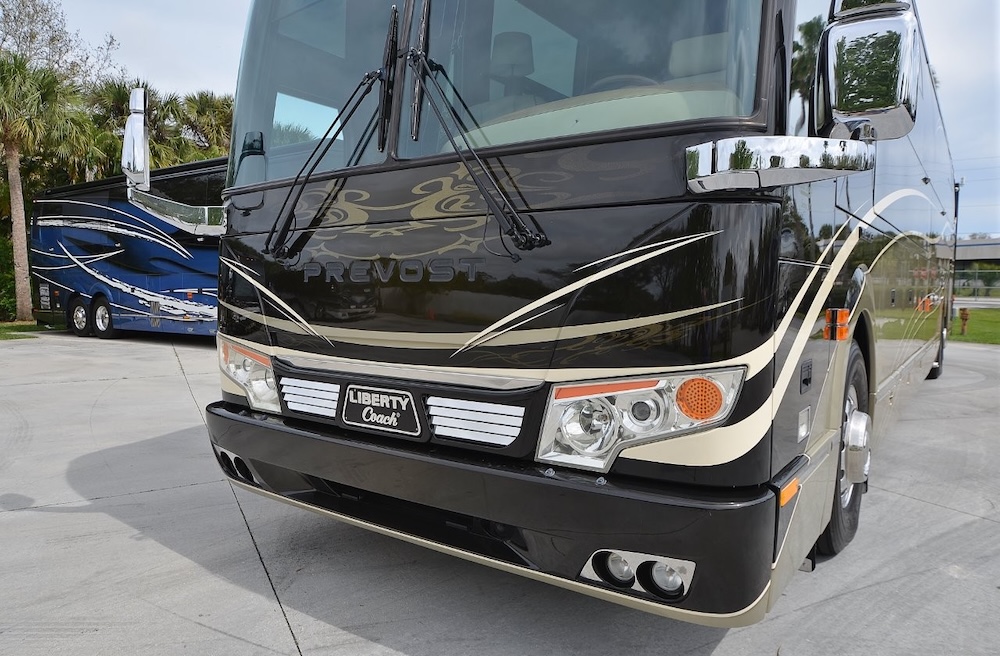 2013 Prevost Liberty H3-45 For Sale