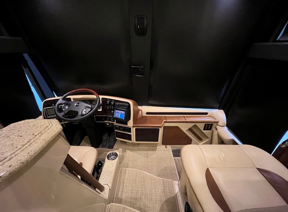 2013 Prevost Liberty H3-45 For Sale