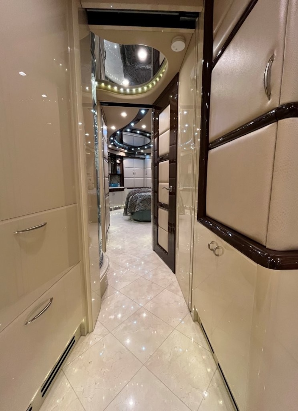 2013 Prevost Liberty H3-45 For Sale