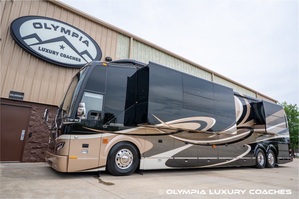 2013 Prevost Millennium H3-45 For Sale