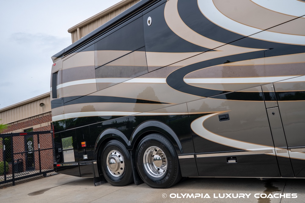 2013 Prevost Millennium H3-45 For Sale