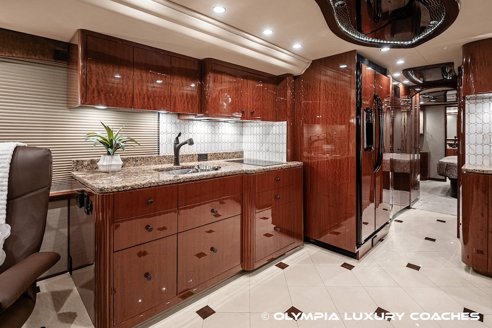 2013 Prevost Millennium H3-45 For Sale