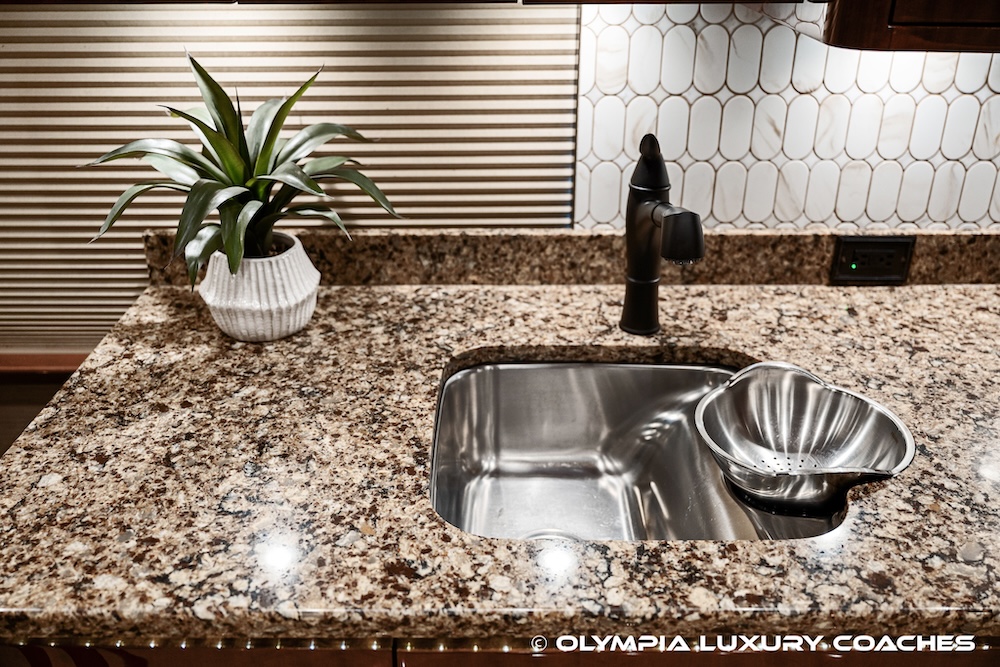 2013 Prevost Millennium H3-45 For Sale