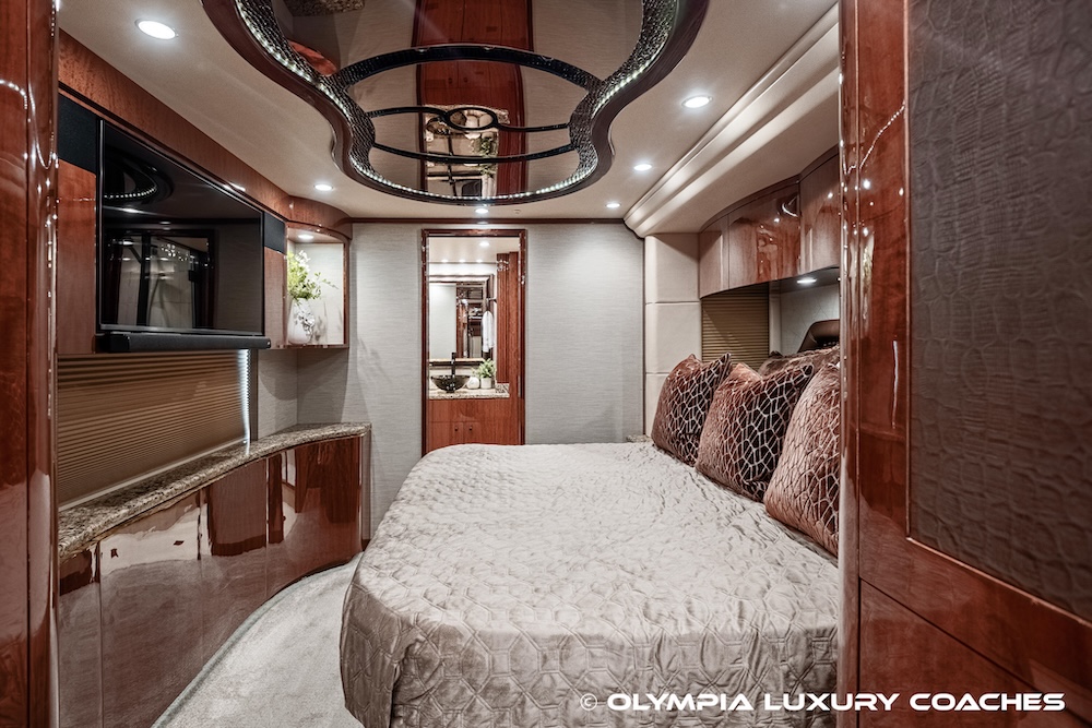 2013 Prevost Millennium H3-45 For Sale