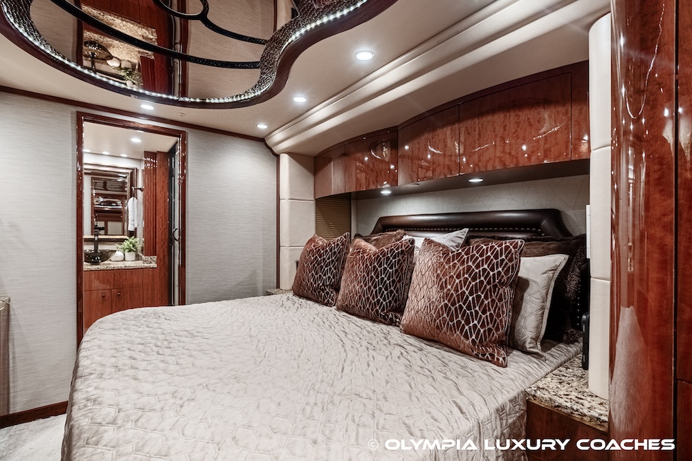 2013 Prevost Millennium H3-45 For Sale