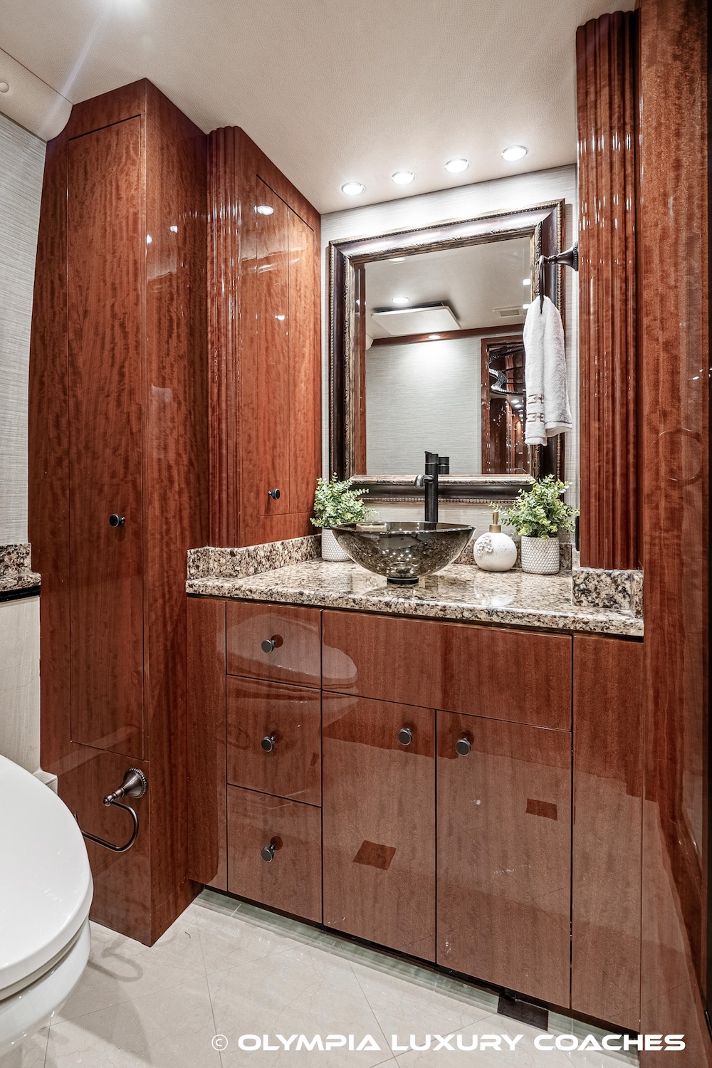 2013 Prevost Millennium H3-45 For Sale