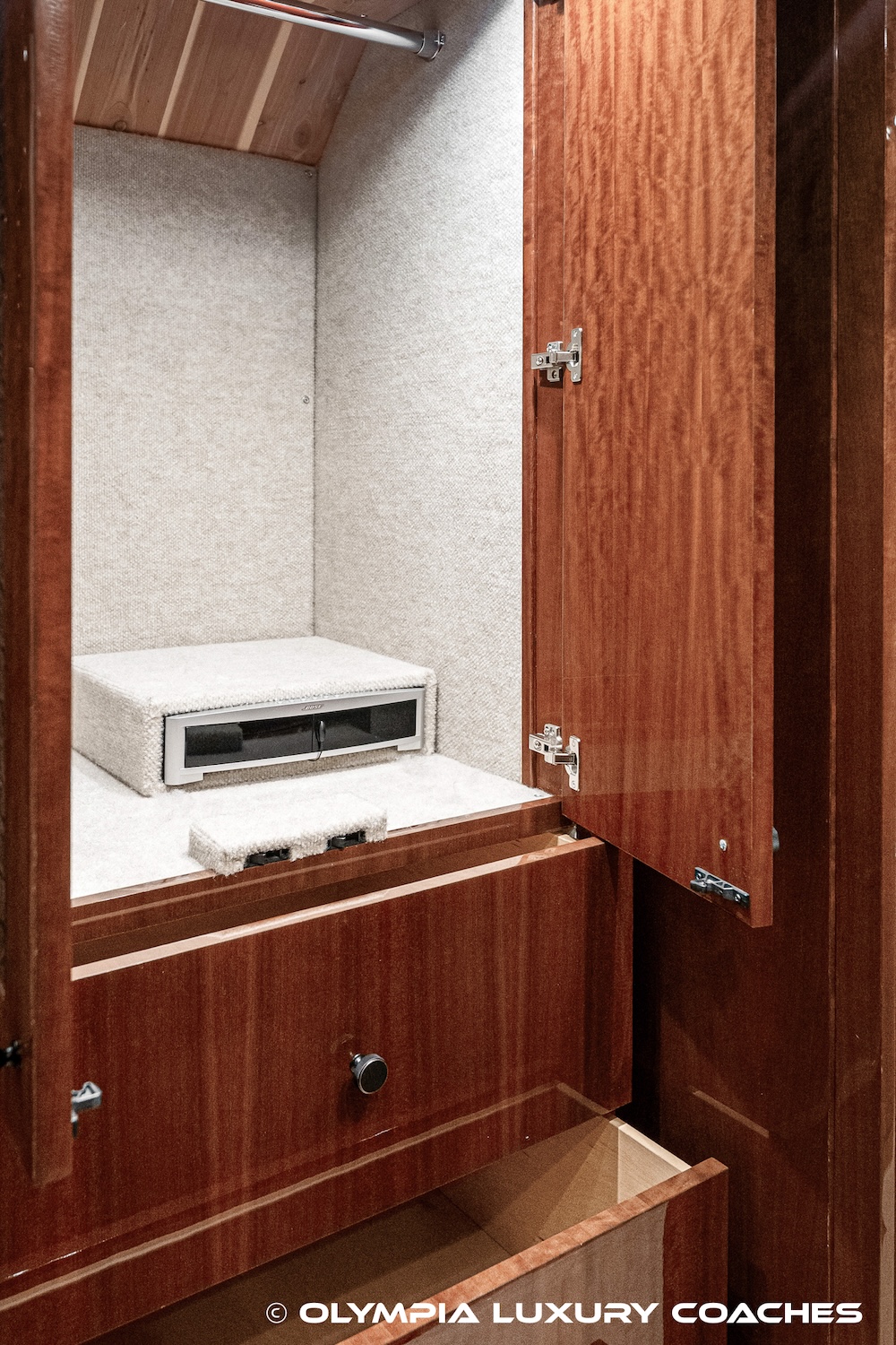 2013 Prevost Millennium H3-45 For Sale