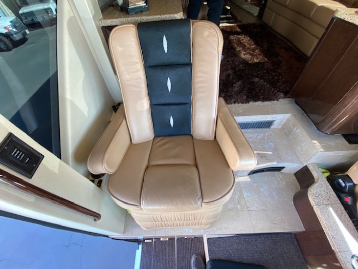 2013 Prevost Millennium H3-45 For Sale