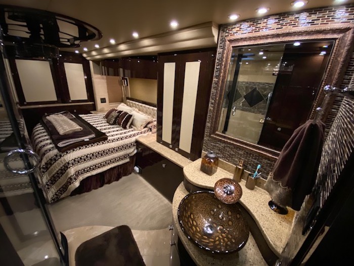 2013 Prevost Millennium H3-45 For Sale