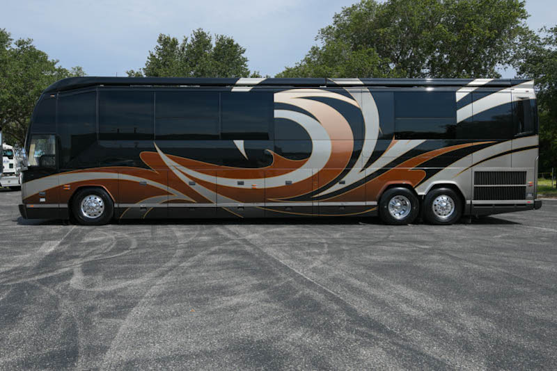 2013 Prevost Outlaw H3-45 For Sale