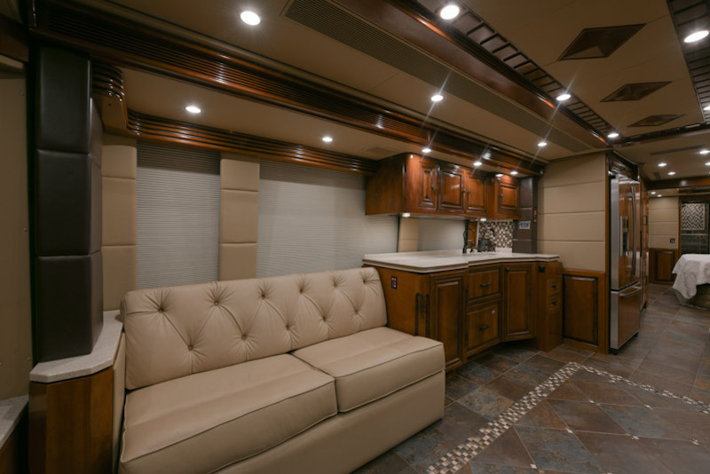 2013 Prevost Outlaw H3-45 For Sale