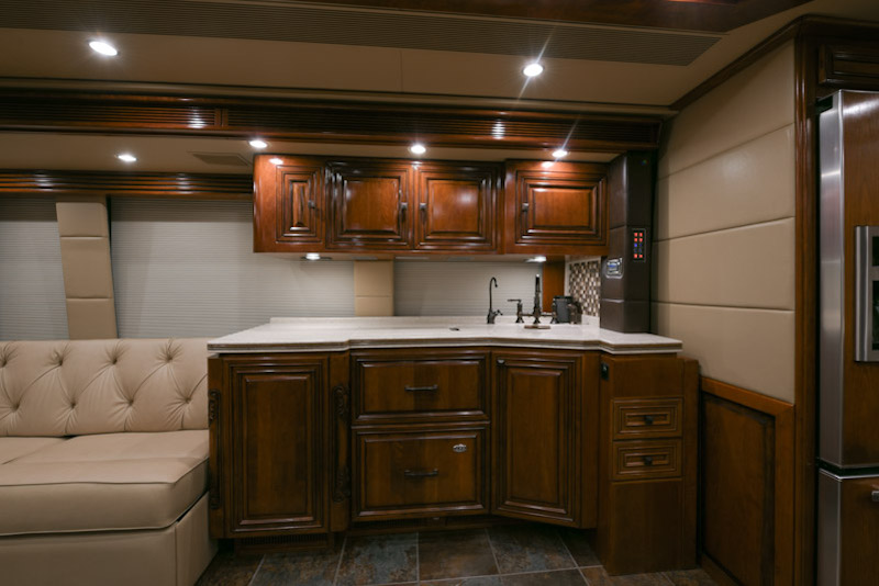2013 Prevost Outlaw H3-45 For Sale