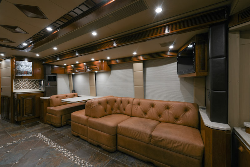 2013 Prevost Outlaw H3-45 For Sale