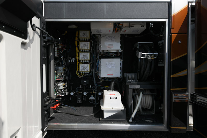 2013 Prevost Outlaw H3-45 For Sale